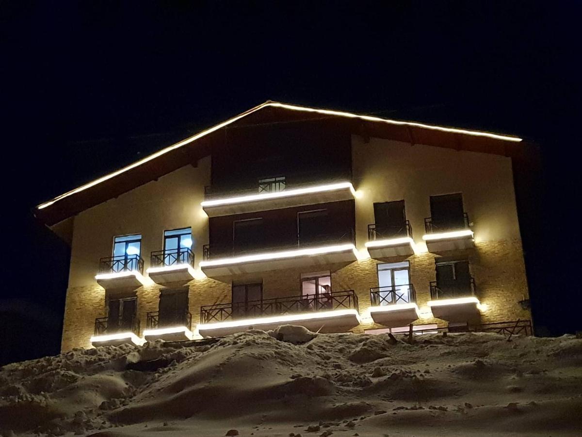 Chalet Papa Basili Gudauri Eksteriør bilde